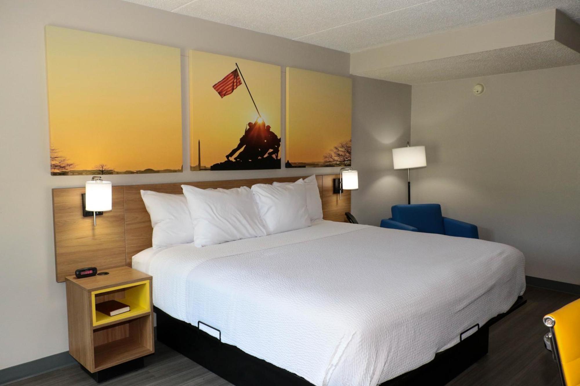 Days Inn By Wyndham Farmville Bagian luar foto